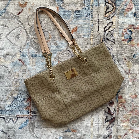 Calvin Klein Tan Logo Tote Bag with Zip Top and Gold Hardware - Picture 6 of 6